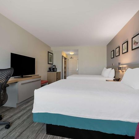 Hilton Garden Inn Рокфорд Екстериор снимка
