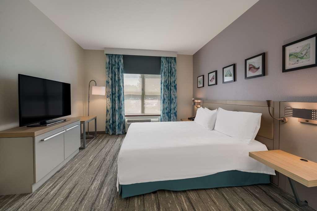 Hilton Garden Inn Рокфорд Стая снимка