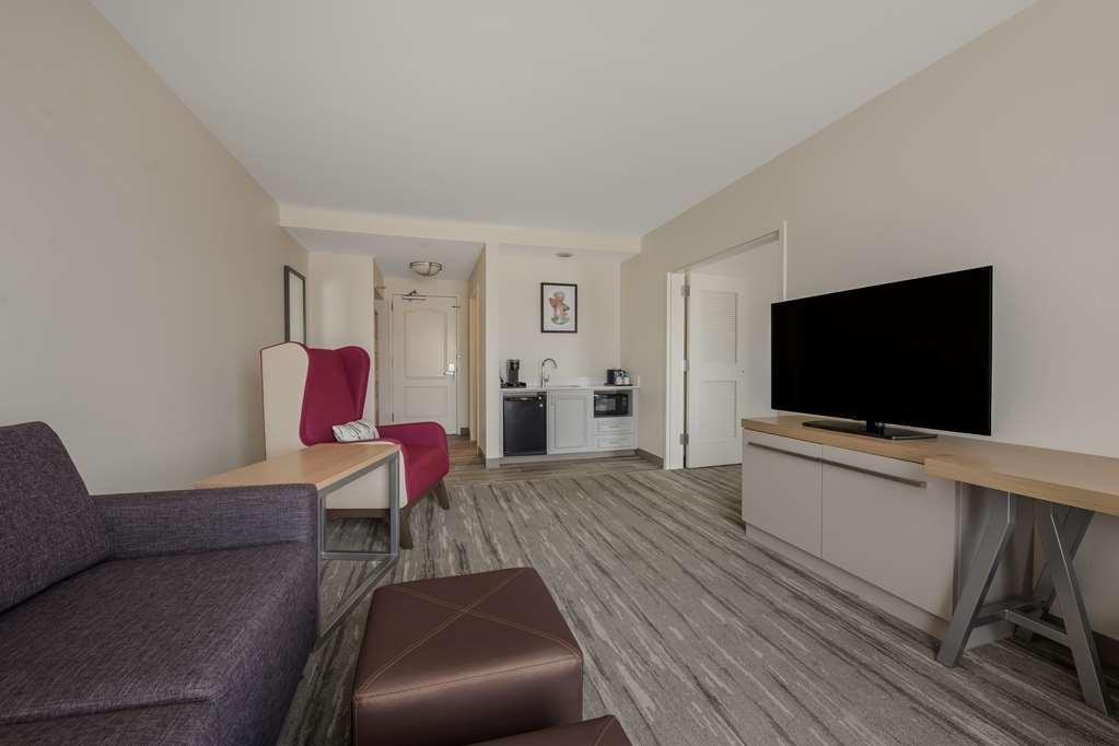 Hilton Garden Inn Рокфорд Стая снимка