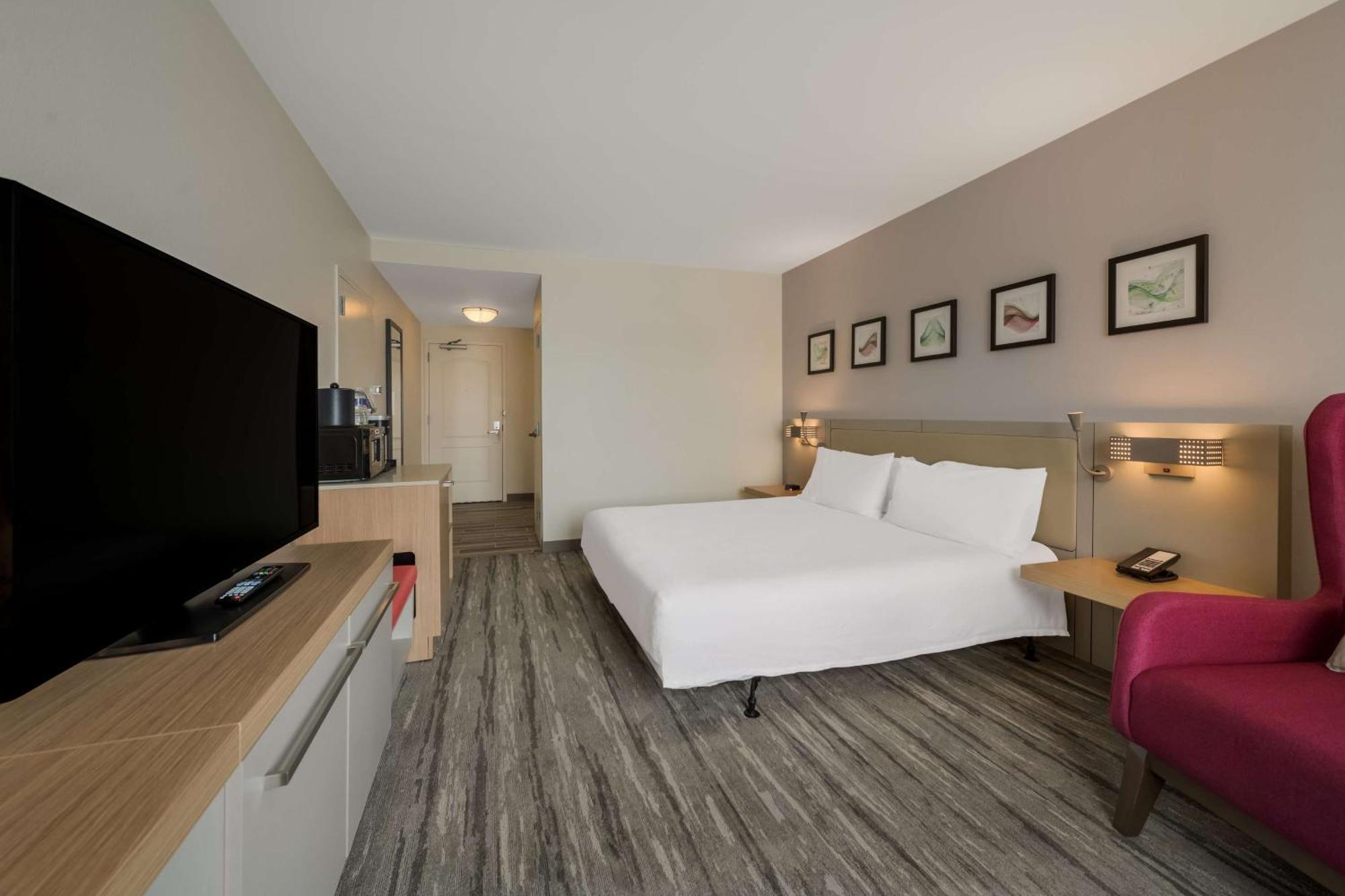 Hilton Garden Inn Рокфорд Екстериор снимка