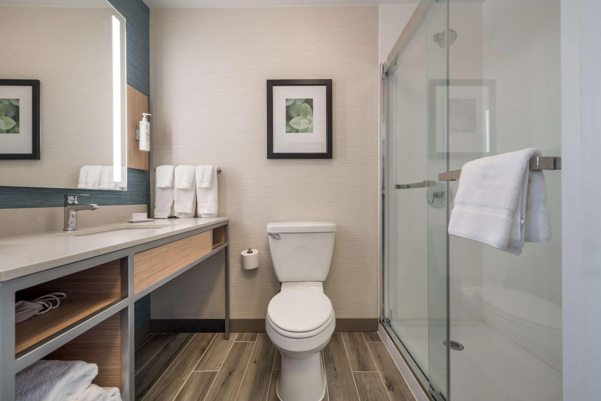 Hilton Garden Inn Рокфорд Екстериор снимка