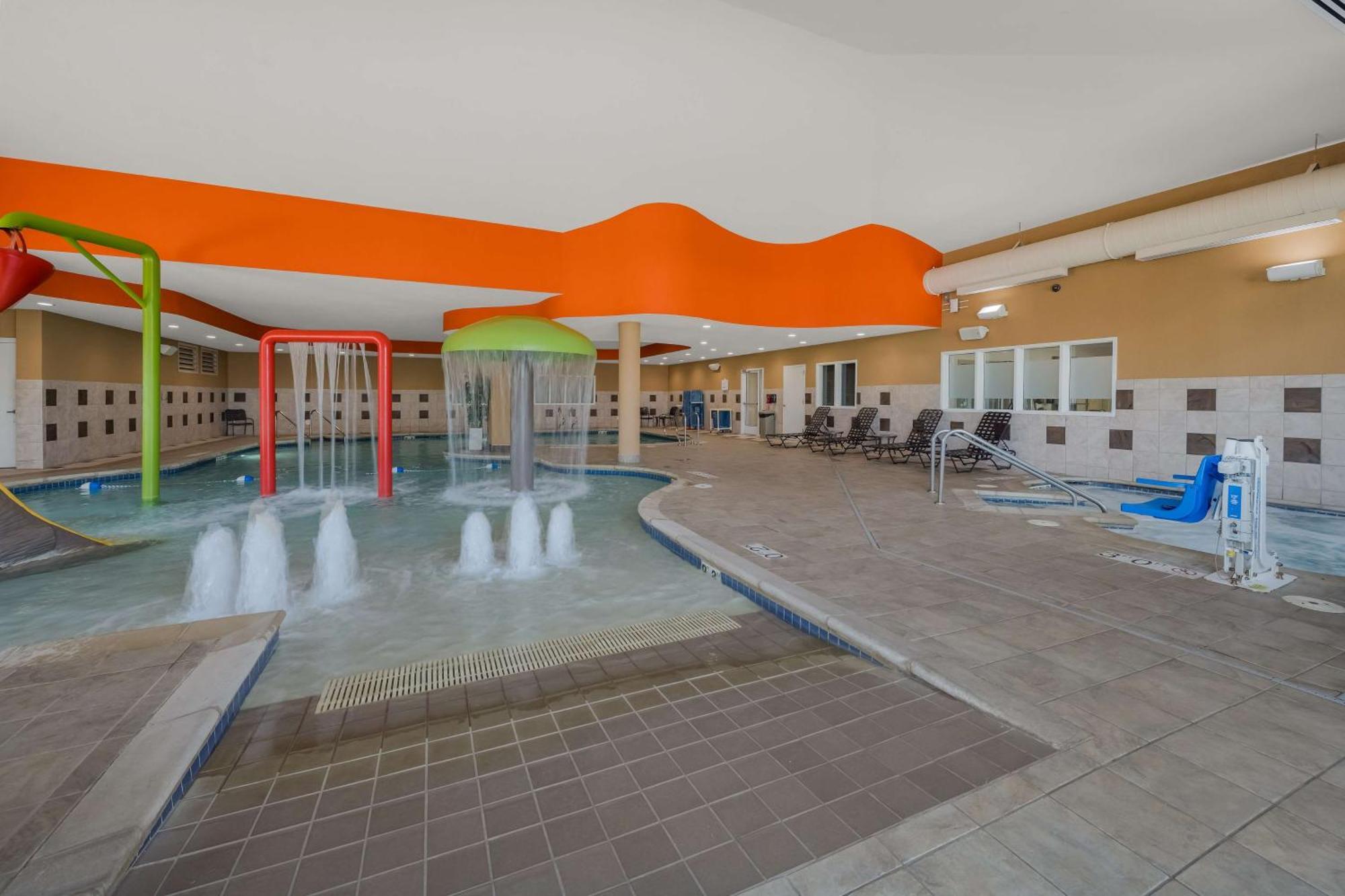 Hilton Garden Inn Рокфорд Екстериор снимка
