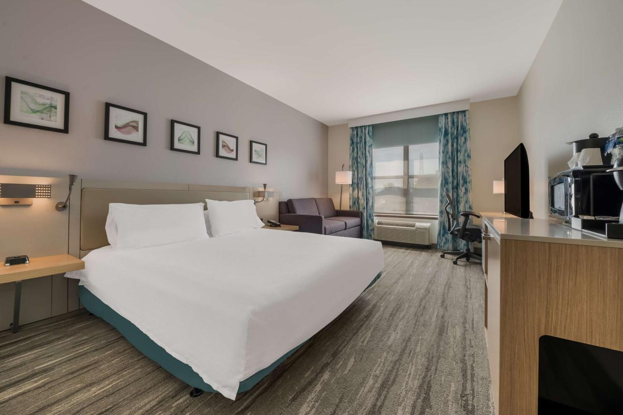 Hilton Garden Inn Рокфорд Екстериор снимка