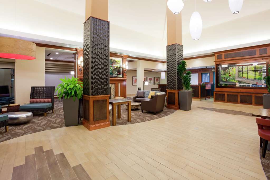 Hilton Garden Inn Рокфорд Интериор снимка